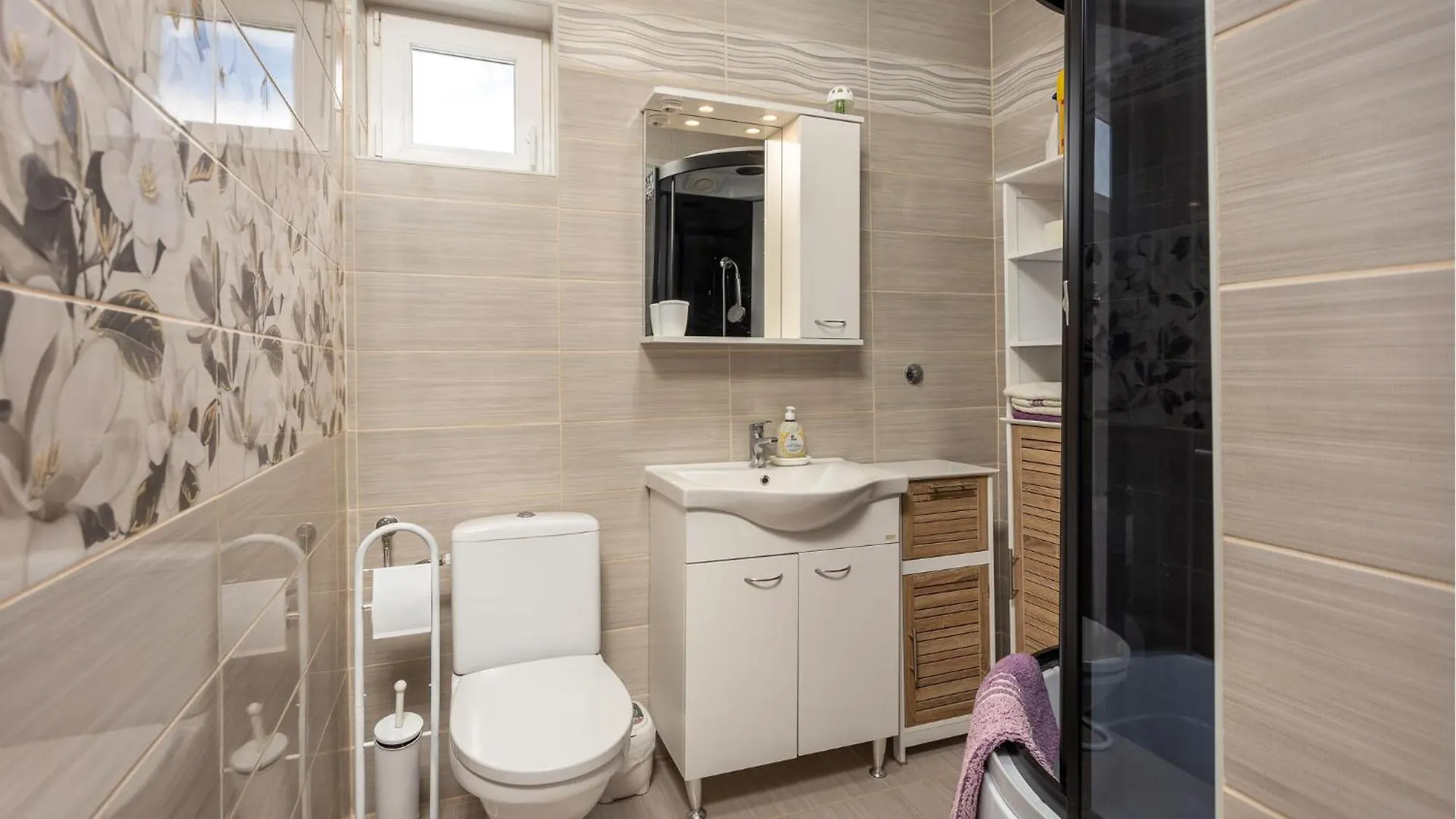 Cozy Apartment In Crikvenica With Kitchen